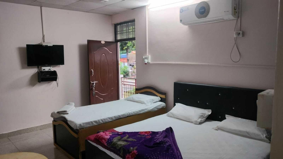 Room 5, Sheetal Resort and Restaurant, Garhwal