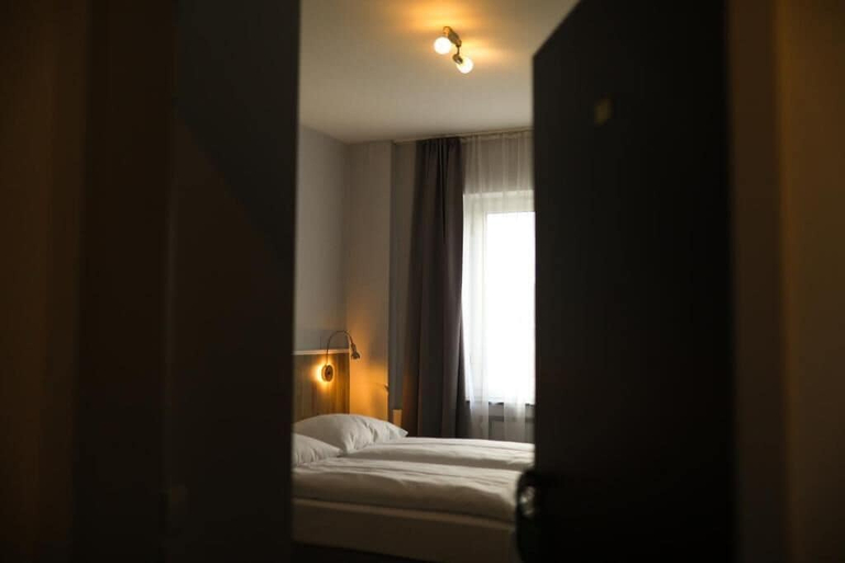 Room 4, Hotel Allee 55, Region Hannover