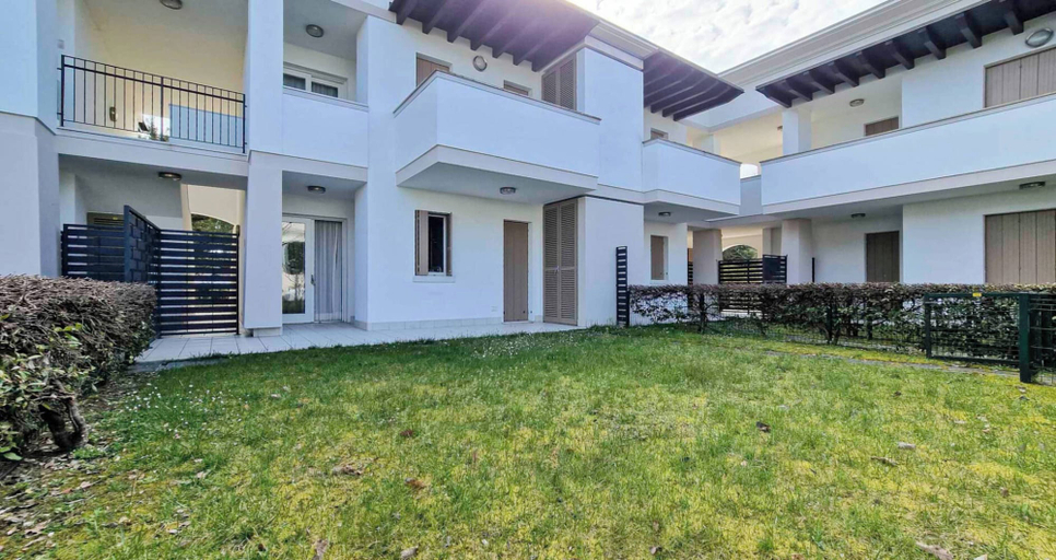 Exterior 2, Modern Flat With big Swimming Pool and Parking, Venezia