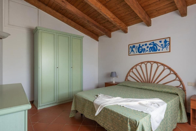 Bedroom 4, Charming Sea & Villas Villa - Extra Bed Possible Num2102, Sassari