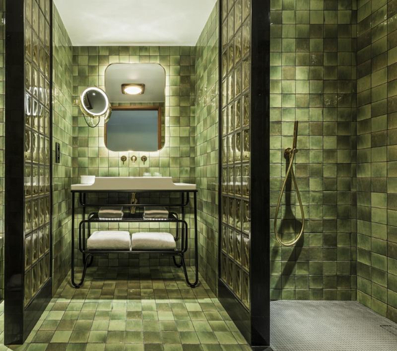 Bathroom 5, La Fondation, Paris