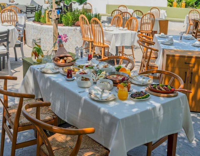 Outdoor dining, Vaha Bitez Boutique Hotel, Bodrum