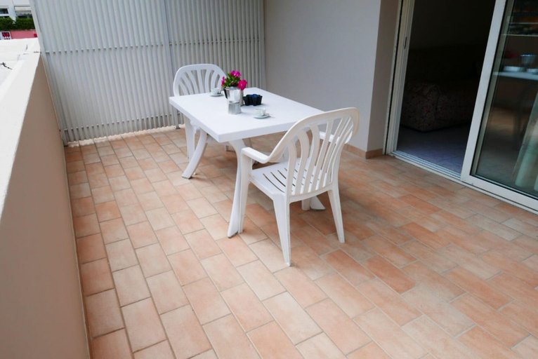 Balcony, Bright Flat With Large Balcony in Bibione, Venezia