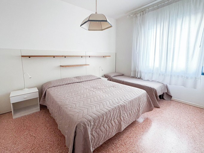 Room 2, Charming Flat in Jesolo, Venezia