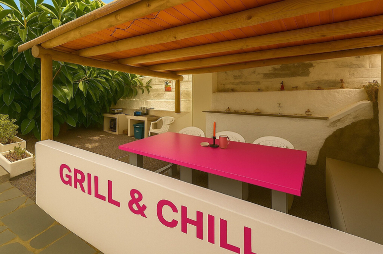 Dining, Fantastico 2 - Large Balcony, Free Parking, air Conditioning, Free Netflix, BBQ, Santa Cruz de Tenerife