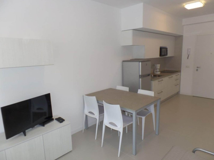 Room amenity 3, Cozy Accommodation With Rooftop Pool, Venezia