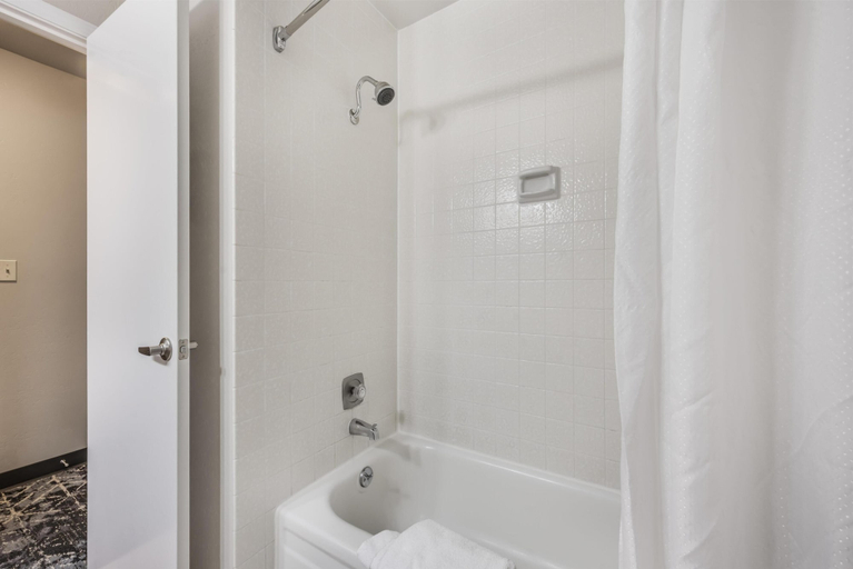 Bathroom 4, Best Western New Oregon, Lane