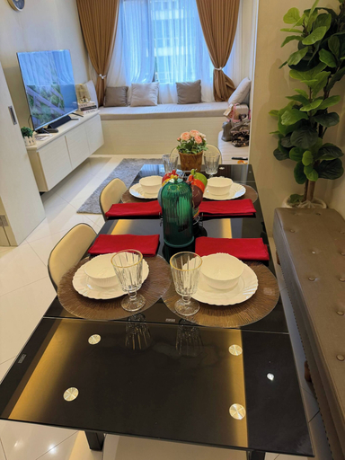 Dining room 5, The Luxe Forbeswood BGC, Taguig