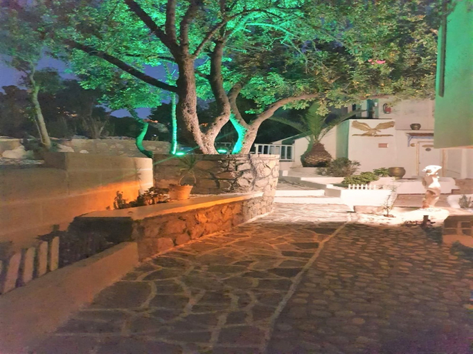 Food & Drinks, Room-sun Shine Senior Suite Full View, Crete
