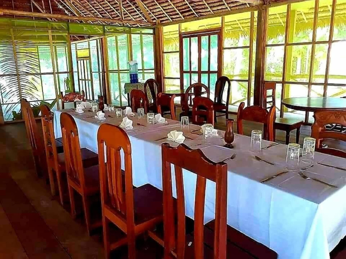 Banquet hall, Amazon Tropical Expeditions, Maynas