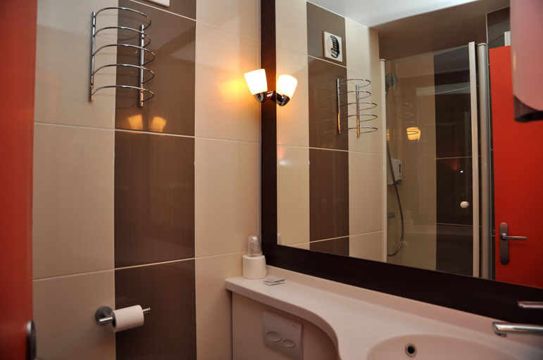 Bathroom 3, Hôtel Inn Design & Restaurant Amiens, Somme