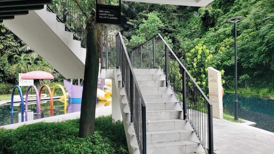 Garden, Ipoh Cove Hillside Mini Waterpark Family Suite, Kinta