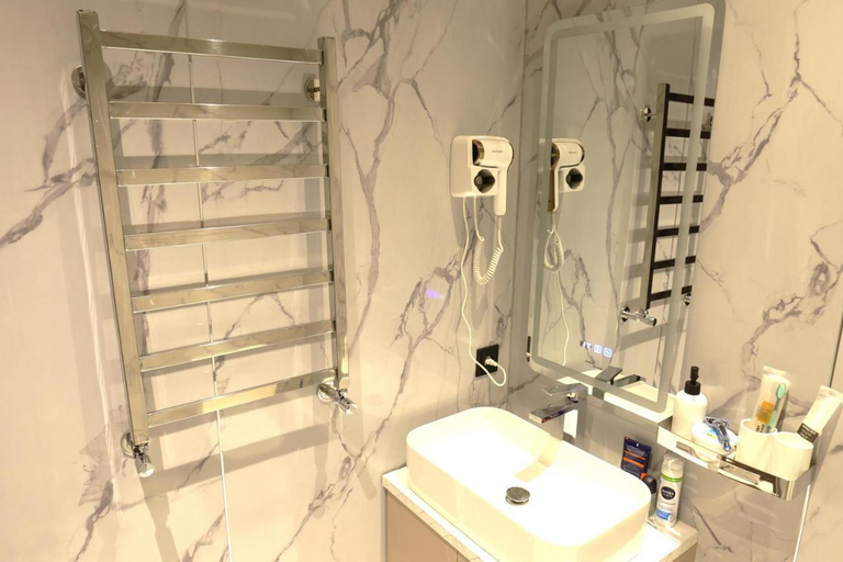 Bathroom 5, Qo'noq South railway hotel, Tashkent City