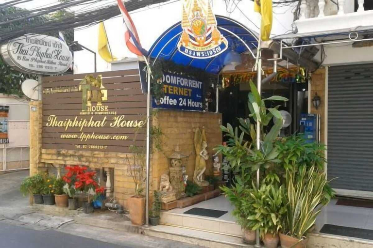 Property entrance 2, Collection O Thaiphiphat House Silom, Bang Rak