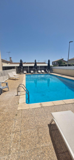 Others 3, rev'hotel, Hérault