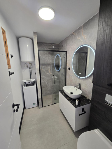 Bathroom 3, Modern apartment in Parque Royal I, Playa Fanabe, Santa Cruz de Tenerife