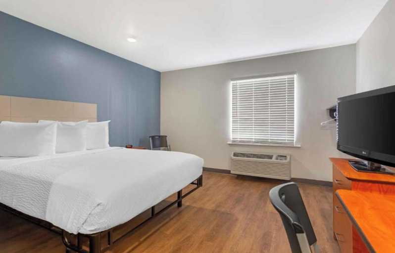 Room 3, Motel 6 Suites Fort Myers FL, Lee