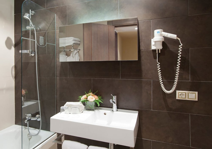 Bathroom 4, Hotel Rice Palacio de los Blasones, Burgos