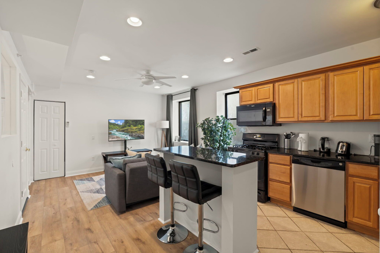 Private kitchen 4, Apartmint at 116 Chestnut Philadelphia, Philadelphia