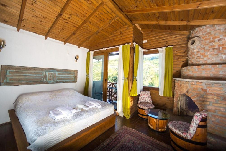 Bedroom 2, Kirkinca Houses, Selçuk