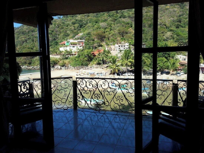 Others 2, Description of Villas Rodelinda, Cabo Corrientes