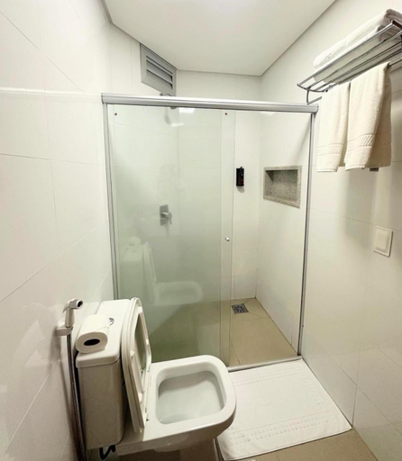 Bathroom 4, Orla Morena Park Hotel, Campo Grande