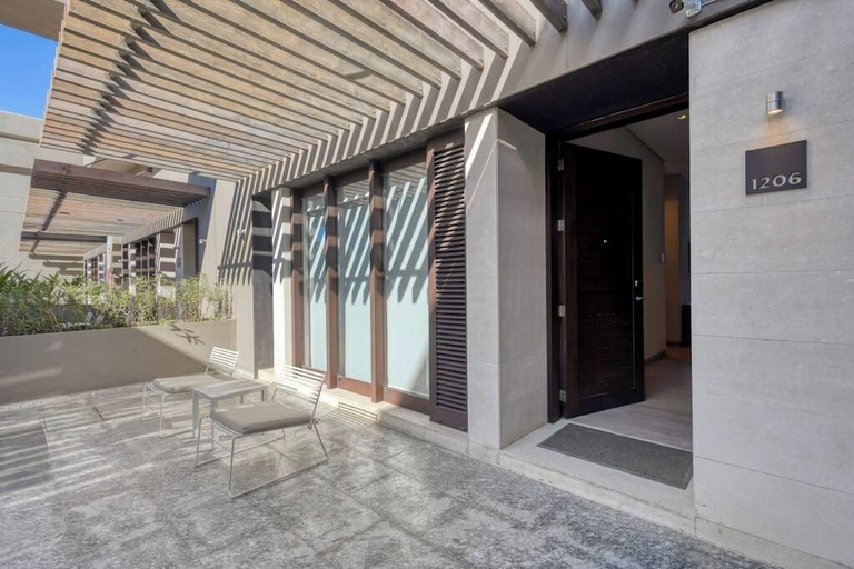 Exterior detail, Modern Marina-view Penthouse With Private Hot Tub, Pool & Netflix, La Paz
