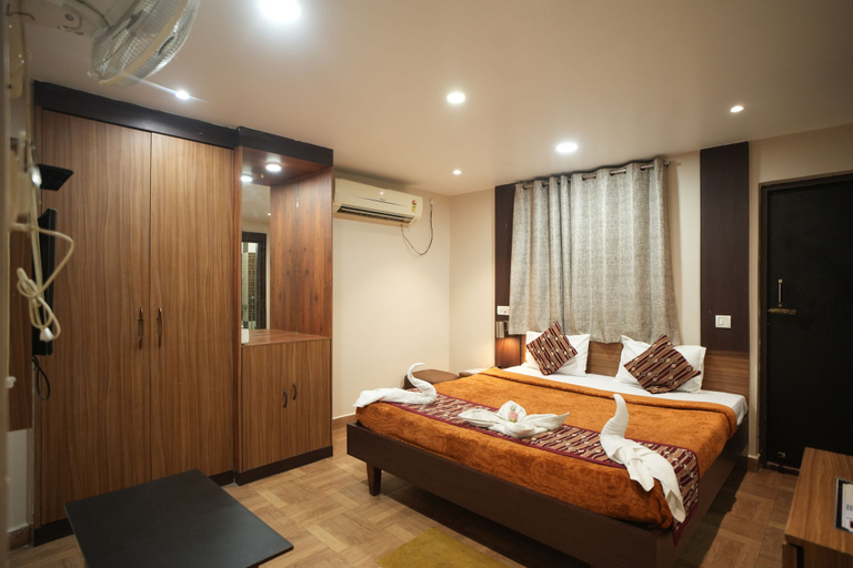 Room 4, Hotel Sapphire Inn, Deoghar