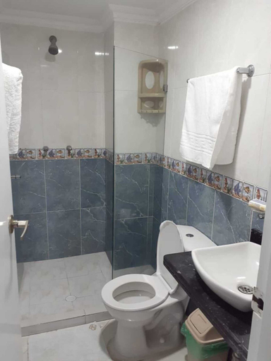Bathroom, Altamar del Cabrero ap, Cartagena de Indias