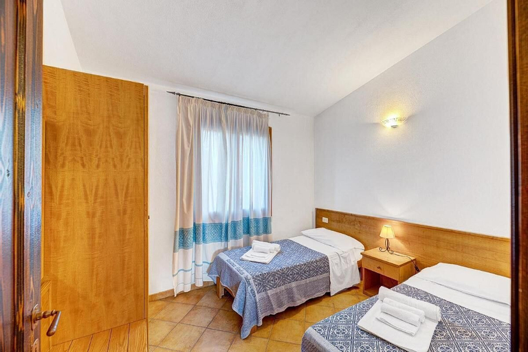 Room 2, The Fantastic Residenza Badustwo Bedroom Sleeps six Child, Olbia-Tempio