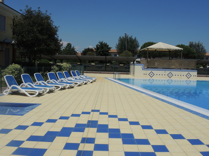 Pool 5, Nice Apartment With Swimming Pool, Venezia