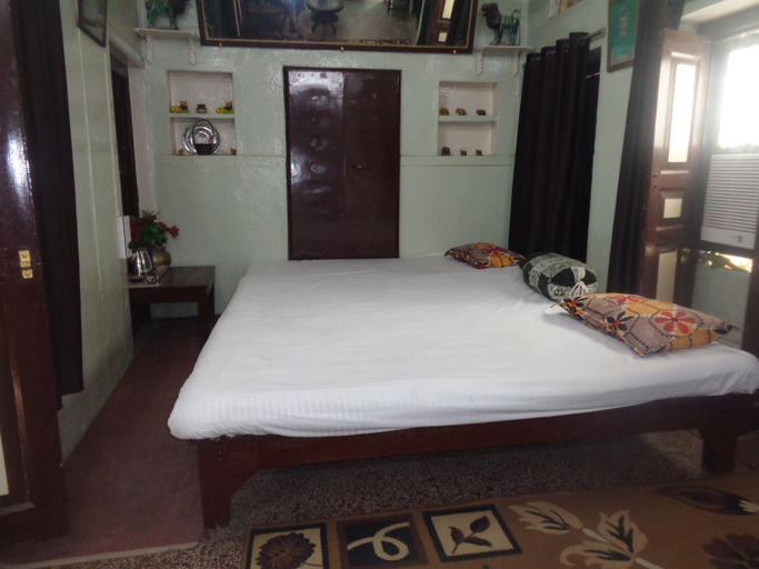 Bedroom 1, Feel Aesthetic Kashi Home Stay, Varanasi