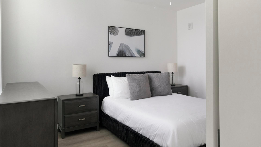 Room 4, Landing Apartments near Durham Central Park, Durham