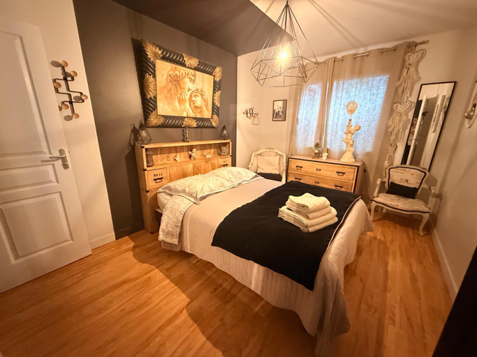 Bedroom 5, Chambres d'hotes villa du Sieck plage piscine, Finistère