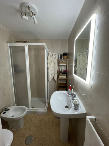Bathroom, Lovely 2 Bedroom Apartment Near the Beach, Almería
