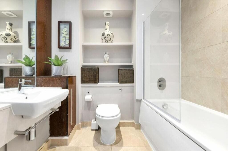 Bathroom, The Luxurious Penthouse, Cambridgeshire