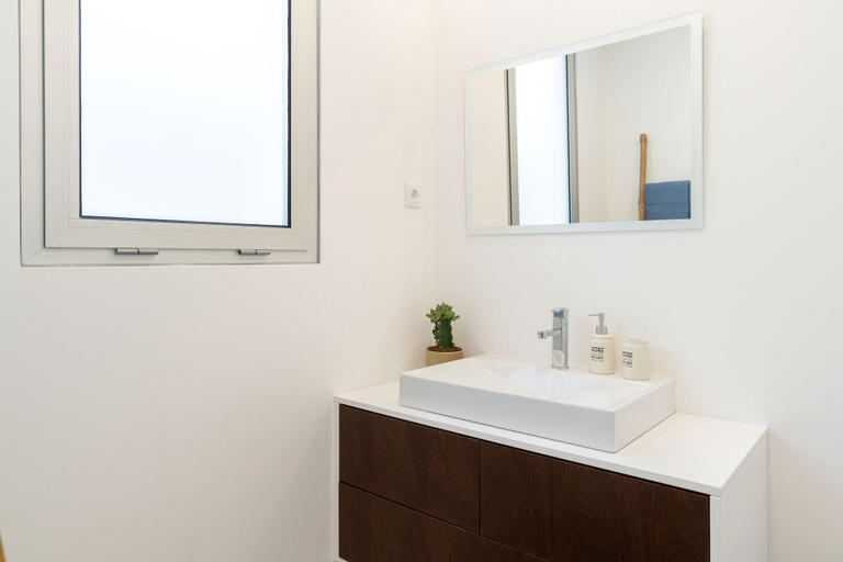 Bathroom 4, Sonho do Oceano, Ribeira Brava