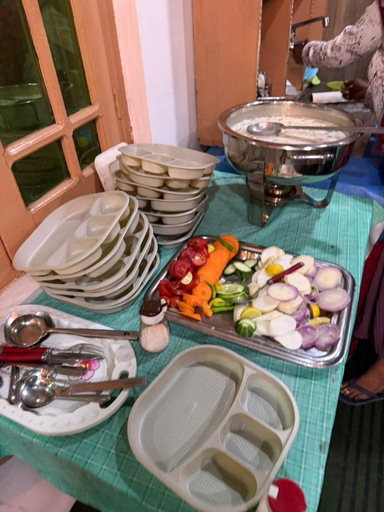 Food & Drinks 5, New Heaven Canal Guest House, Srinagar