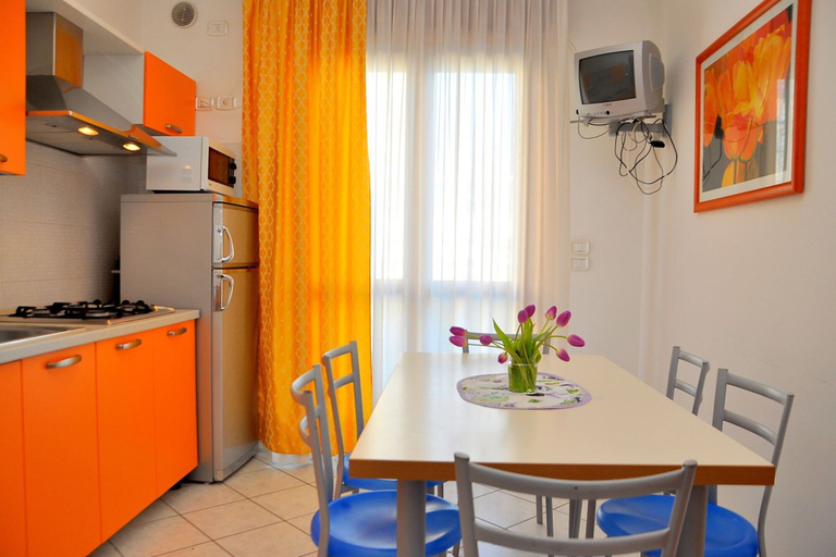 Dining room 4, Modern Apartment With Side Seaview Large Balcony, Venezia