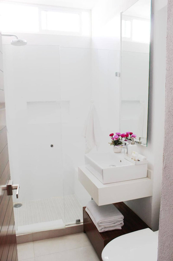Bathroom 3, New Villa Deluxe, Golf Club, Punta Cala 205, Puerto Vallarta