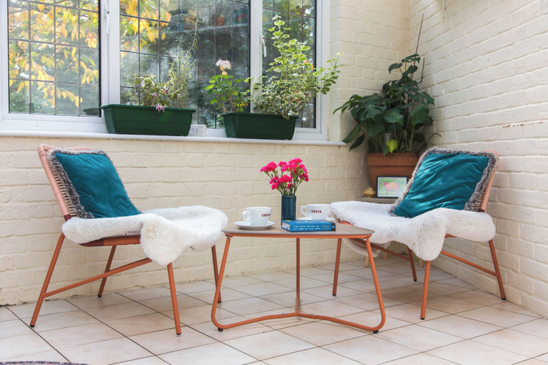 Balcony, Spacious Private Annex Near Ashford, Kent