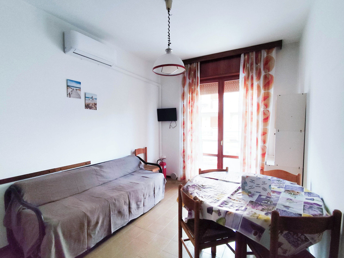 Living room 4, Seaside apartment with balcony, Venezia