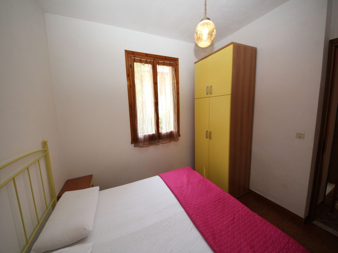 Room 2, Comfy Flat in a Quiet Area of Rosolina, Rovigo
