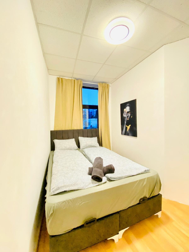 Room 5, Private Room Long Stay Shared Apt, Wien
