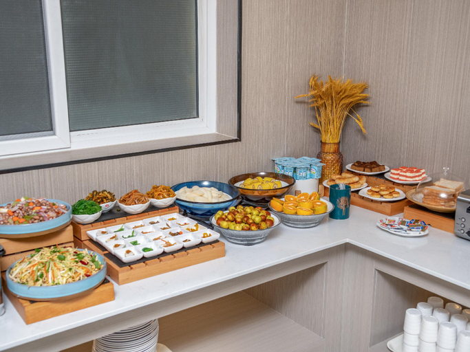 Food & Drinks 5, Hanting Hotel Laiyang Jingqi Road, Yantai