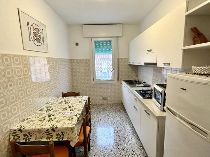 Interior 5, Top-floor Flat With Parking in Bibione, Venezia