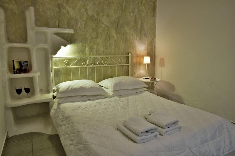 Others 4, Adamas Hotel, South Aegean