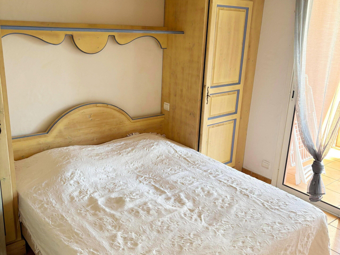 Room 3, Riviera Apartment by the Beach, Var
