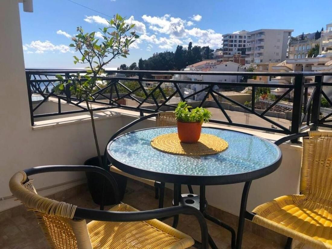 Balcony 5, Room-blue Studio With Sea View