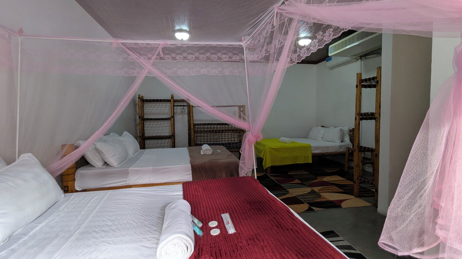 Room 5, Kay's Place Train House Zanzibar Gallery, Mjini
